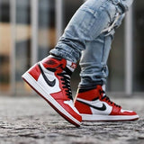 NIKE AIR JORDAN 1 Chicago Shoe ( 2nd copy )