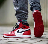 NIKE AIR JORDAN 1 Chicago Shoe ( 2nd copy )